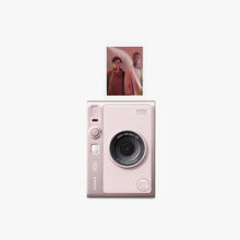 Load image into Gallery viewer, Fujifilm Instax Mini Evo Rose Pink Kamera Instant
