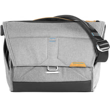 Load image into Gallery viewer, Peak Design Everyday Messenger Bag 13&quot;